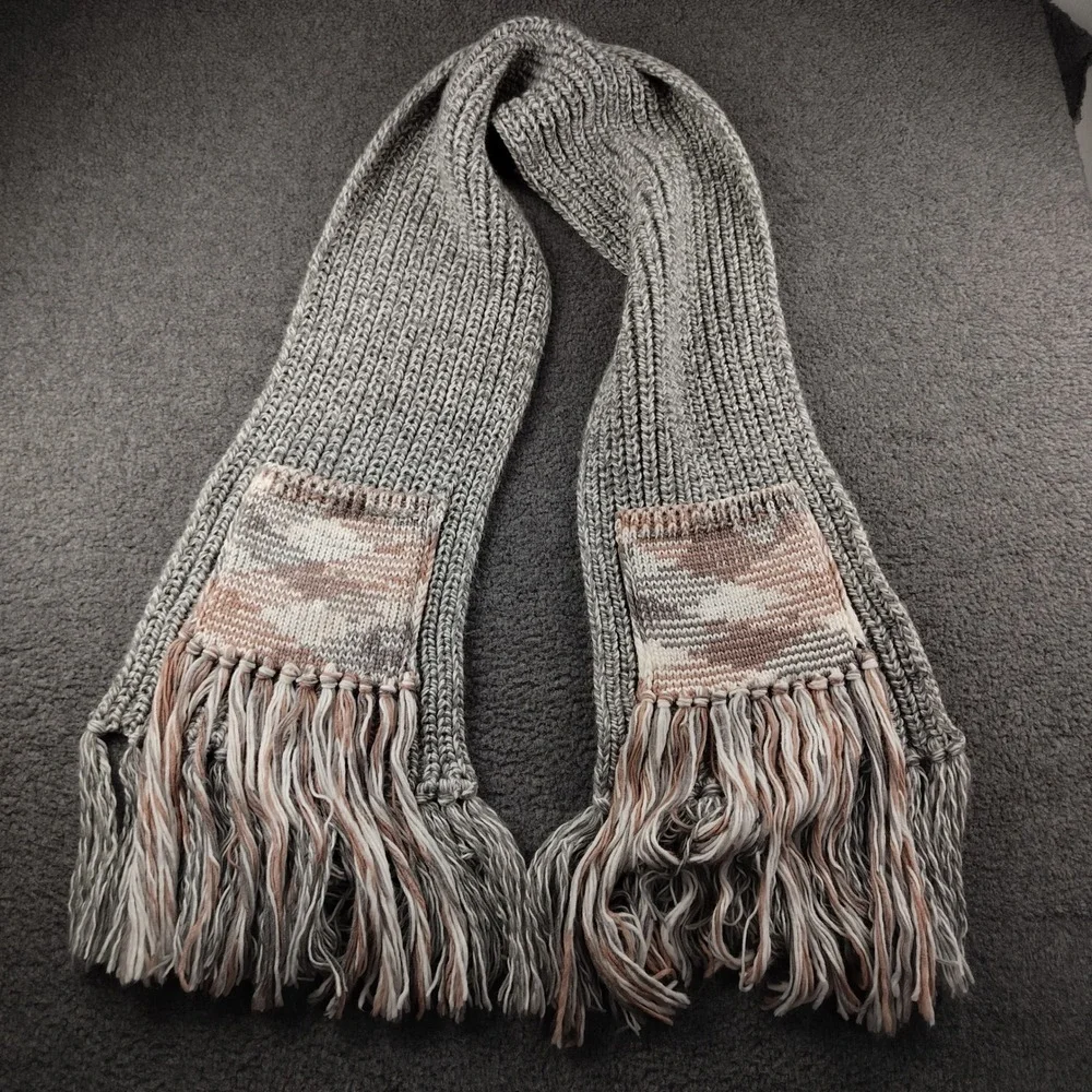 Anthropologie Grey Chunky Knit Pocket Scarf Fringe Ribbed Winter Wrap Luxury